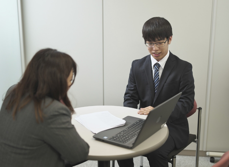 現在の仕事内容について教えてください。